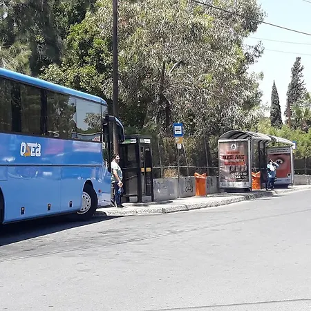 בית אירוח Marina's *