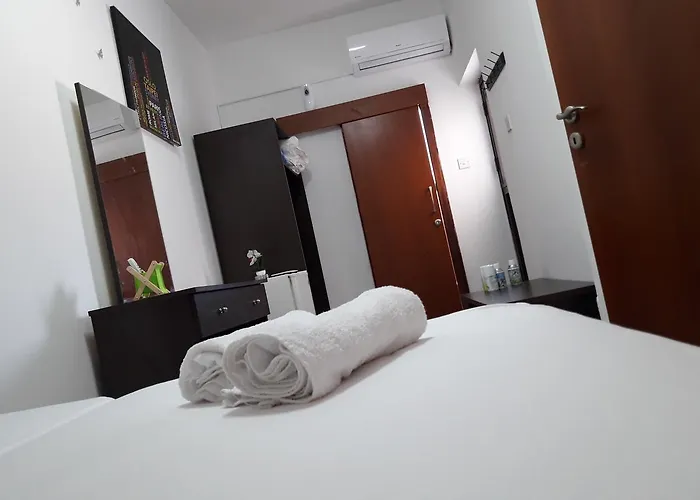 Marina's منزل للإقامة لارنكا