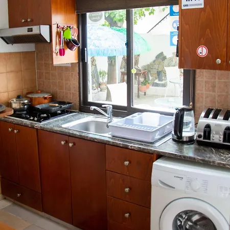 Marina's Rum i privatbostad Larnaca