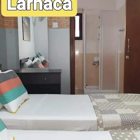 منزل للإقامة Marina's لارنكا