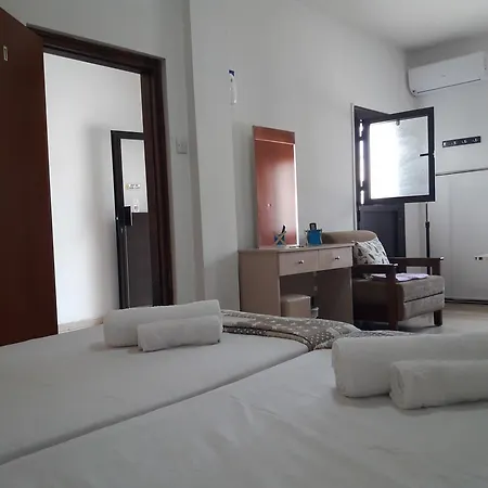 Marina's Xrisopolitissa *