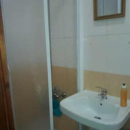 Homestay Marina's Xrisopolitissa Larnaca