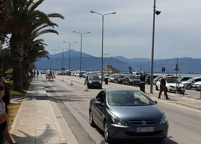 Δωμάτια σε οικογενειακή κατοικία Marina's